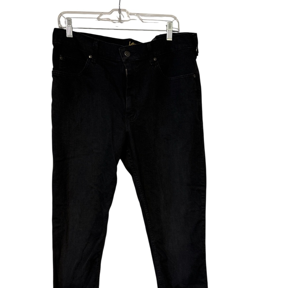 Lee jean Black Pants 34x32
Very good condition
Rarely worn